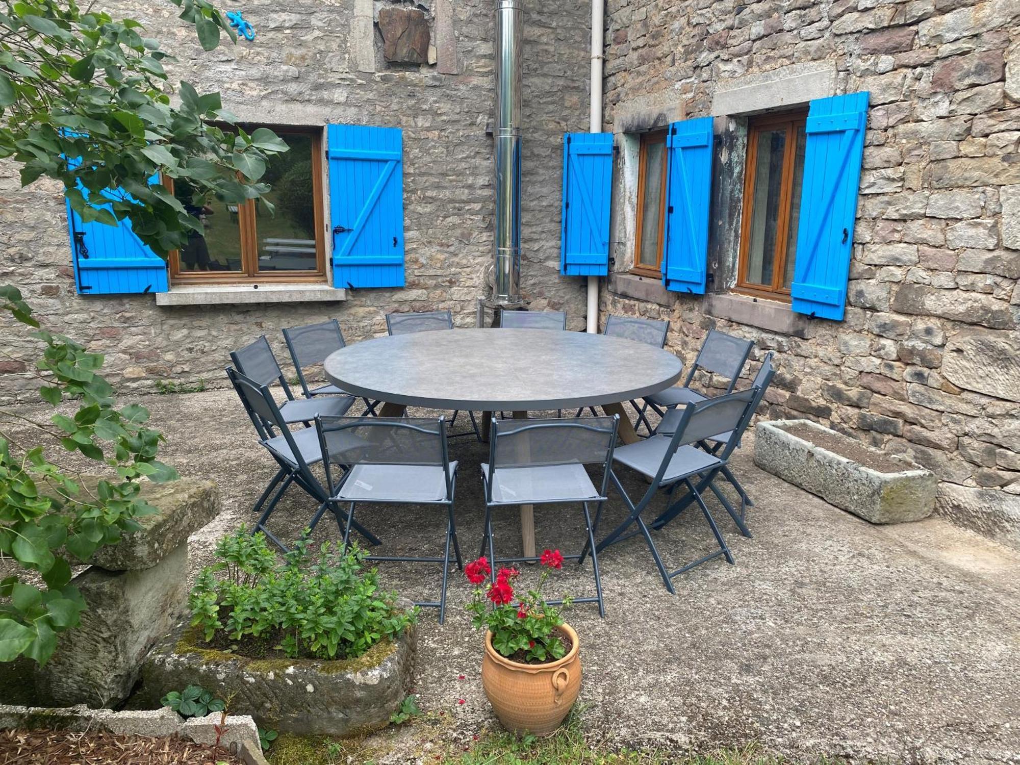 Les Volets Bleus Villa La Chapelle-aux-Bois ภายนอก รูปภาพ